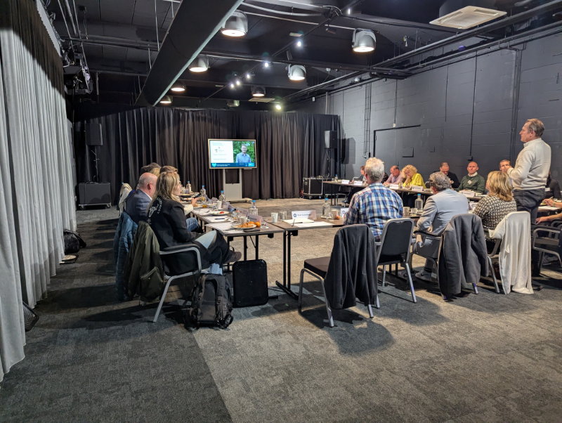 Image gallery marquee