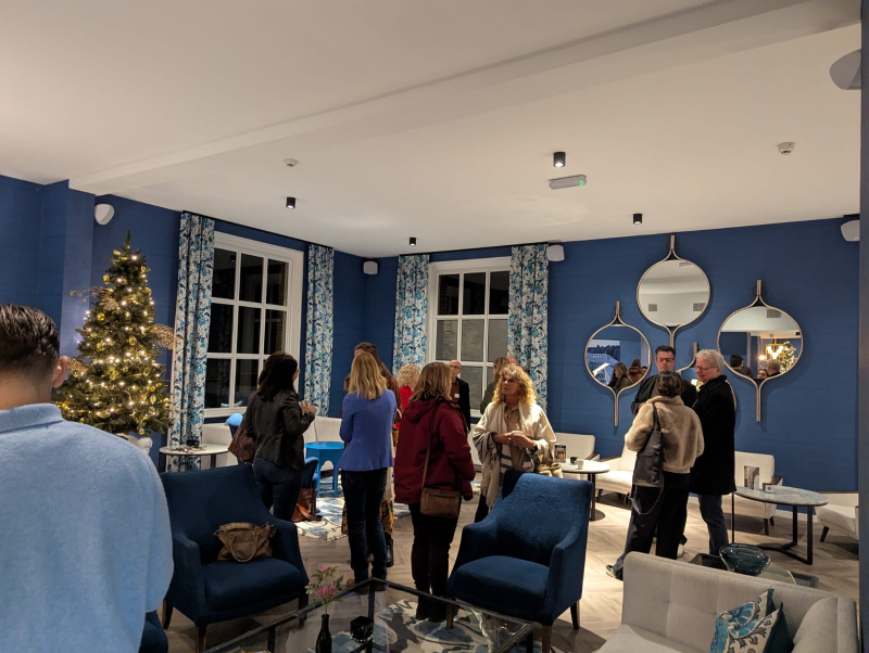 Image gallery marquee